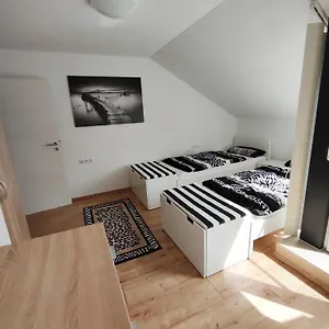 https://ferienwohnung-zur-alten-schreinerei.com-bavaria.com